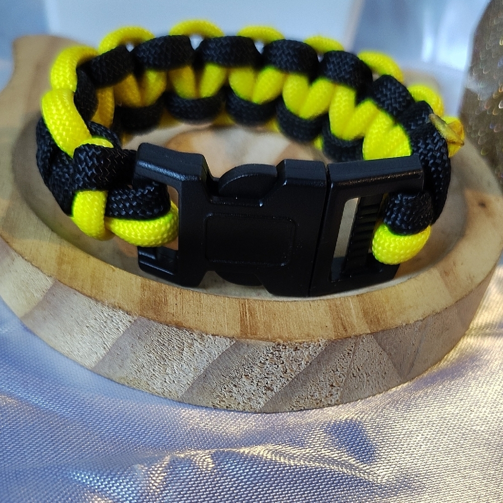 Black and Yellow Paracord Bracelet